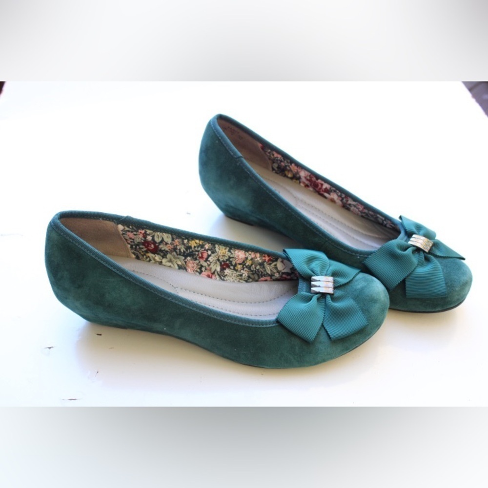 Hotter Pansy low wedges
